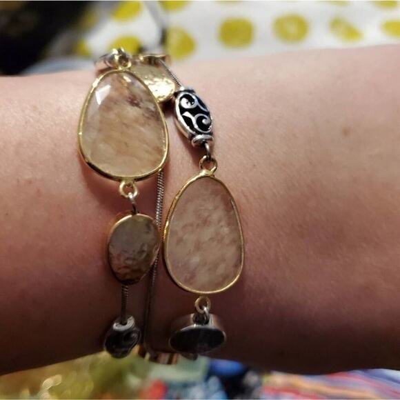 BRIGHTON jeweled‎ crystal Contempo gold 2 tone 3 strand bracelet - Picture 2 of 9